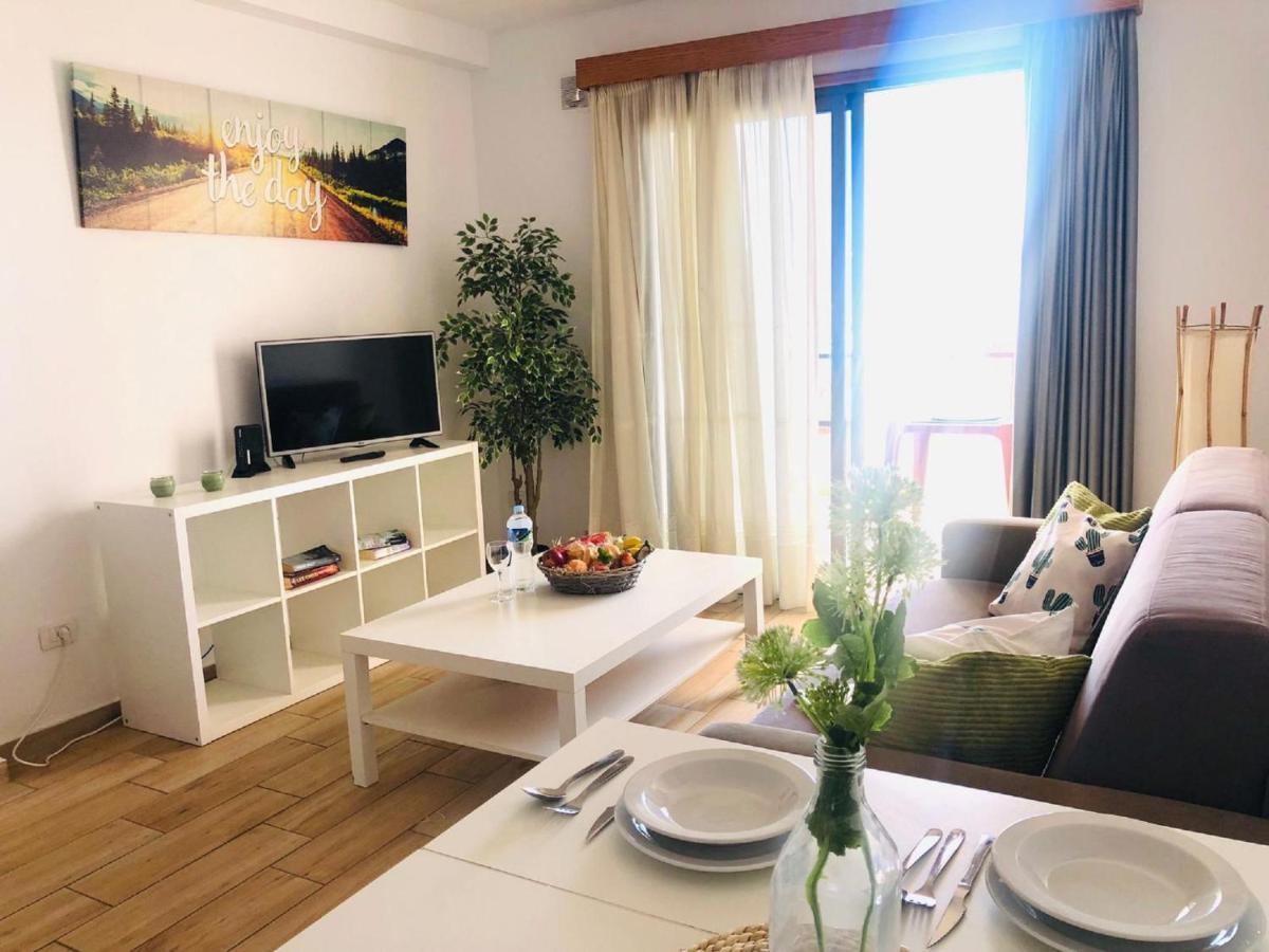 Appartement Amazing Sea Views In Cactus Blanco à Los Cristianos  Extérieur photo